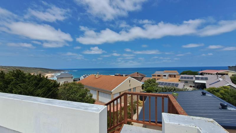 4 Bedroom Property for Sale in Jongensfontein Western Cape